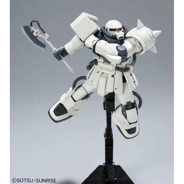 Bandai 1/144 HGUC MS-06F-2 F2-Zaku (Earth Fed. Type) action pose 6