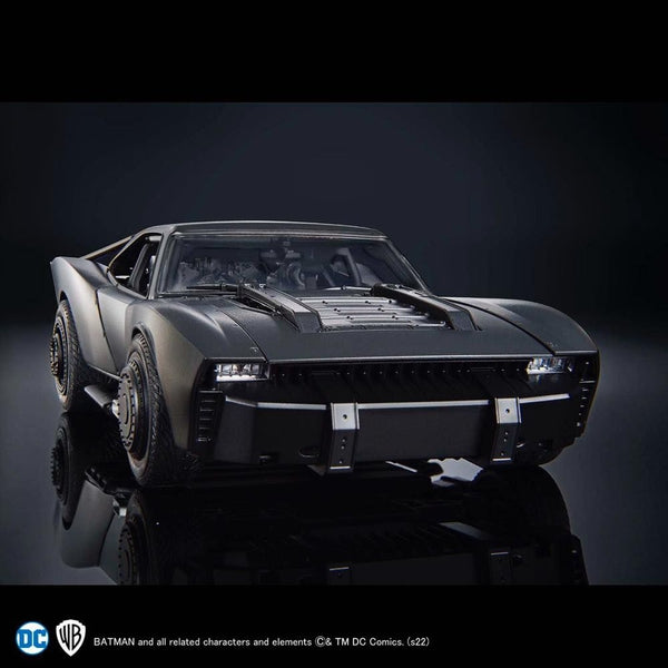 Bandai 1/35 Batmobile (The Batman Ver)  front on view close up