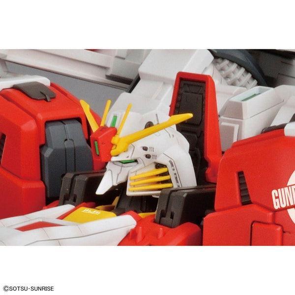 Bandai 1/100 MG PLAN303E Deep Striker close up head