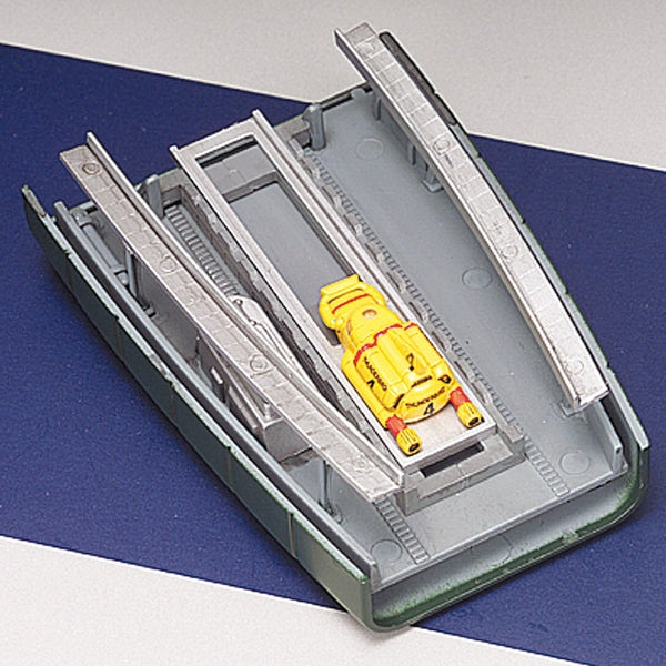 Aoshima 1350 Thunderbird No.2 & No.4. rear slide