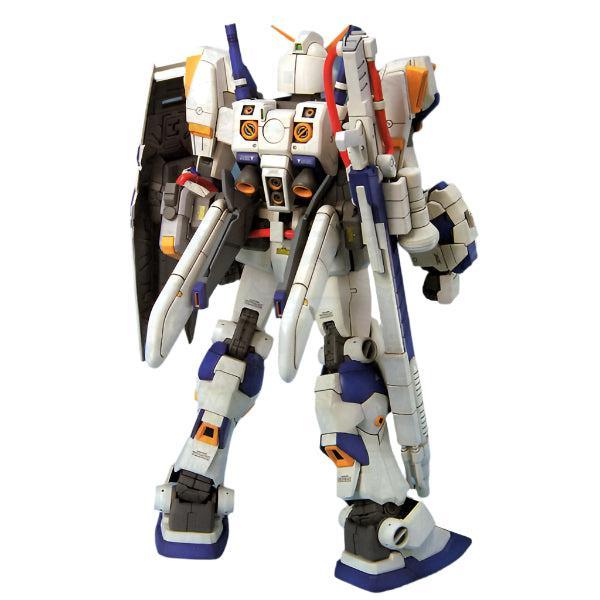 Bandai 1/100 MG RX-78-4 Gundam rear view.