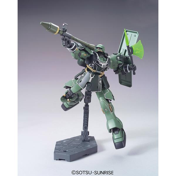Bandai 1/144 HGUC Geara Zulu [Guards Type] action pose with weapon. 