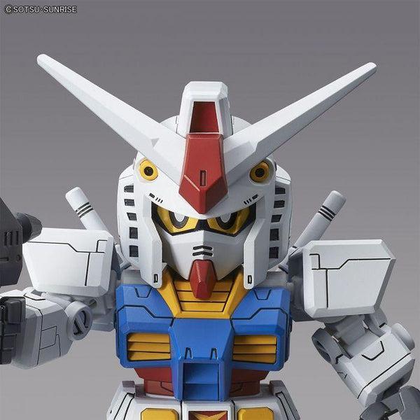 Bandai SDCS RX-78-2 eyes open