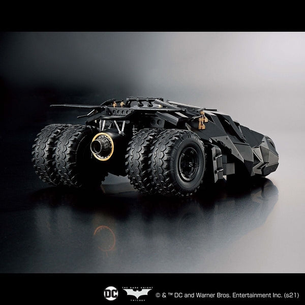 Bandai 1/35 Batmobile (Batman Begins) rhs  rear view.