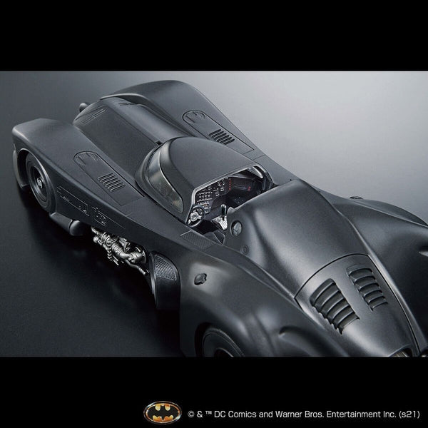 Bandai 1/35 Batmobile (Batman Ver) cockpit view