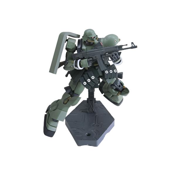 Bandai 1/144 HGUC Geara Zulu action pose with weapon. 
