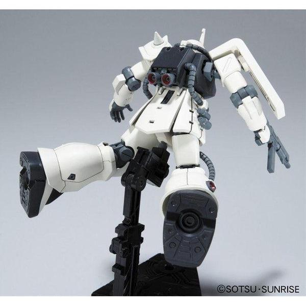 Bandai 1/144 HGUC MS-06F-2 F2-Zaku (Earth Fed. Type) action pose 7