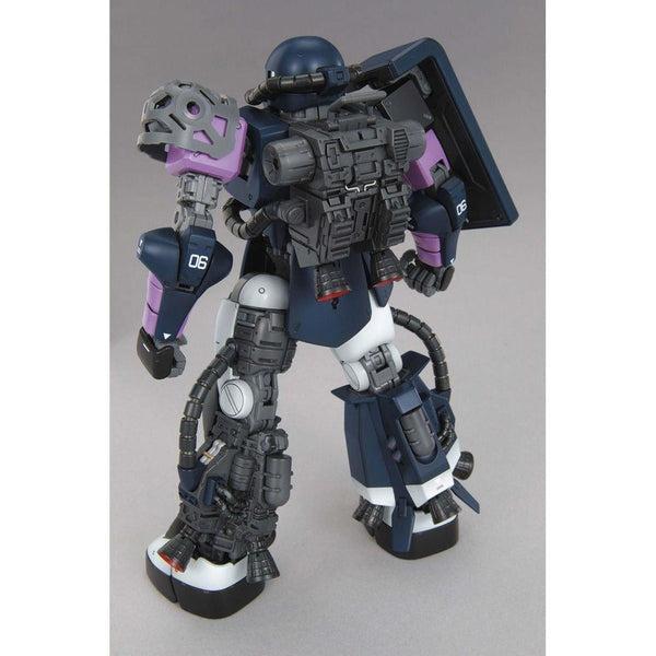 Bandai 1/100 MG MS-06R-1A Zaku II Black Trinity Ver.2.0 rear view armour removed