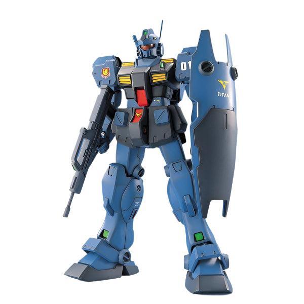 Bandai 1/100 MG RGM-79Q GM Quel front on pose