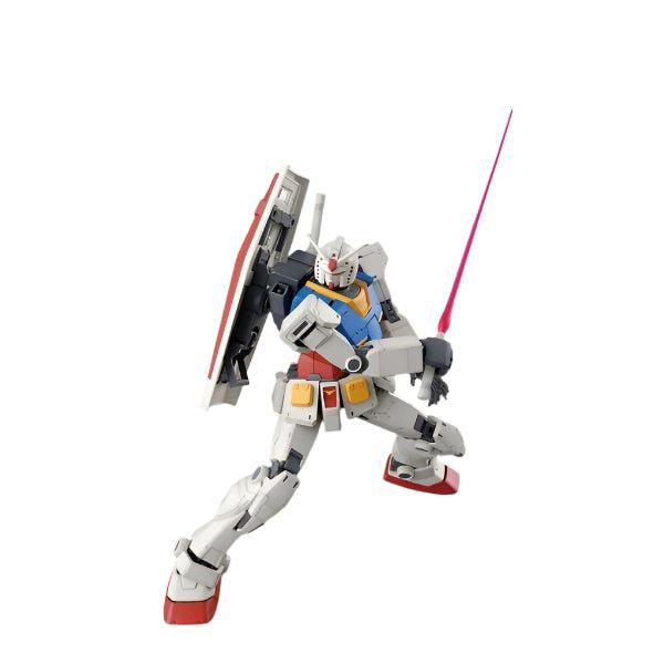 Bandai 1/100 MG RX-78 Gundam (Gundam the Origin Ver) action pose 3