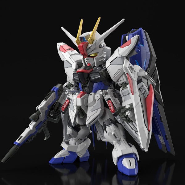 Bandai 1/100 MGSD Freedom Gundam front on view black background